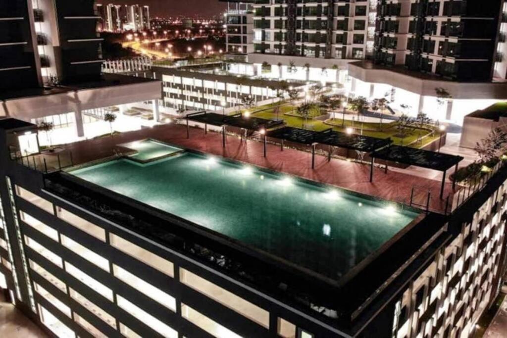 Kenwingston Cyberjaya Free Wifi By Premium Stay Екстер'єр фото